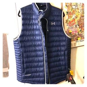 Under Armour blue puffy men’s vest